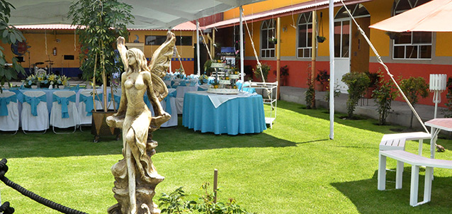 Salón con jardín de fiestas cerca de Texcoco