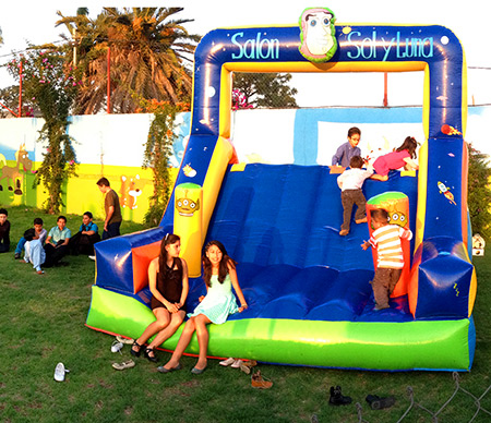 Salón con jardín cerca de Ecatepec