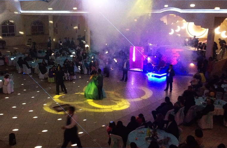 Salón económico en Tepetlaoxtoc