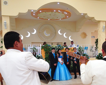 Salón con jardín cerca de Texcoco